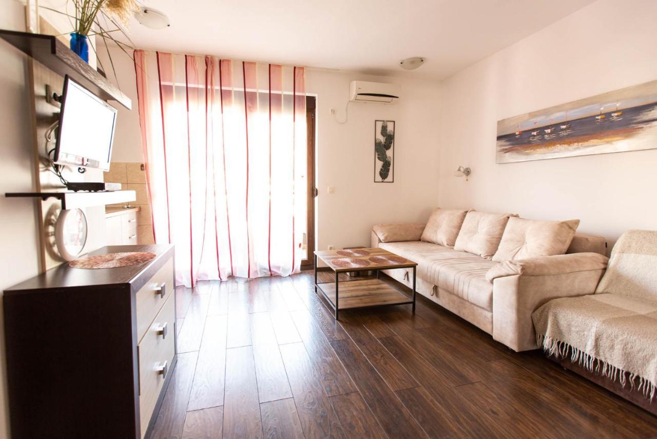 Apartment Lora Budva Dış mekan fotoğraf